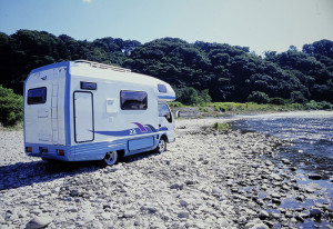 バンテック　キャンピングカー　ジルクルーズ　外観