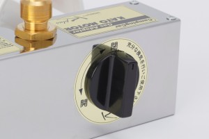 キャンピングカーパーツ　♯152004　カセットガス供給器