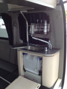 バンテック　キャンピングカー　軽キャンパー・ルネッタ（Lunetta）