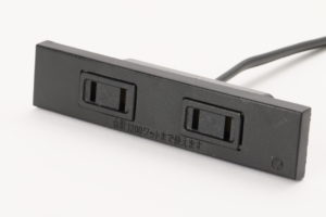 キャンピングカーパーツセンター♯172006ACスリム２連コンセント100V NN777ZC