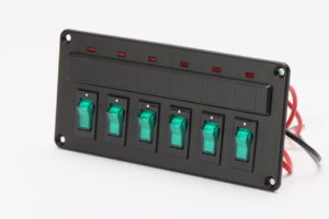 キャンピングカーパーツセンター　♯182003　６連スイッチパネル