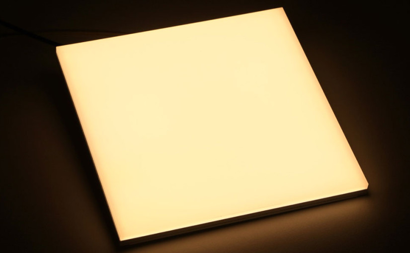 【キャンピングカーコラム　バックナンバー第22回】照明を変えるだけで車内の雰囲気をグレードアップ（2016年8月26日）