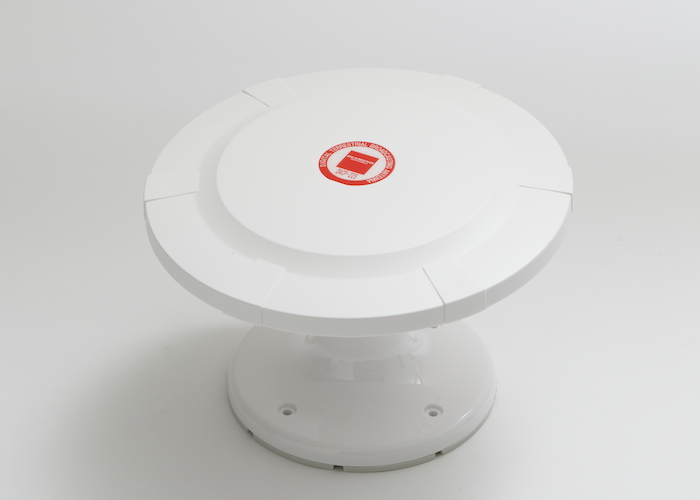 【キャンピングカーコラム　バックナンバー第126回】アンテナはテレビを見るための必需品。性能が重要だ。（2018年8月24日）