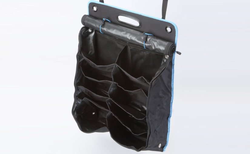 【キャンピングカーコラム　バックナンバー第100回】車内の靴の整理に困っていたら、吊り下げ式のオーガナイザーが便利（2018年2月23日）