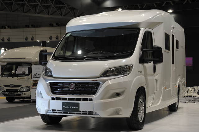 【キャンピングカーコラム　バックナンバー第101回】全長6.7m、ついに始動した国産大型モーターホームの概要（2020年7月9日）