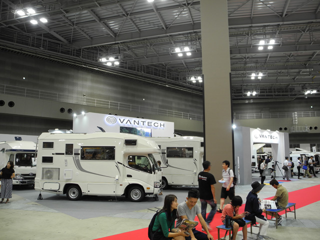 【キャンピングカーコラム　バックナンバー第123回】キャンピングカーショーに出かけ、見所を発掘しよう（2018年8月3日）