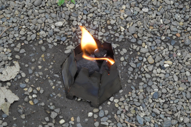 【キャンピングカーコラム　バックナンバー第226回】B.B.Q.大好きっ！炭の火起こしを考察 その１（2020年7月31日）